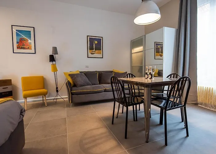 Cosy In The Greenest Corner Of Trastevere Апартаменты Рим