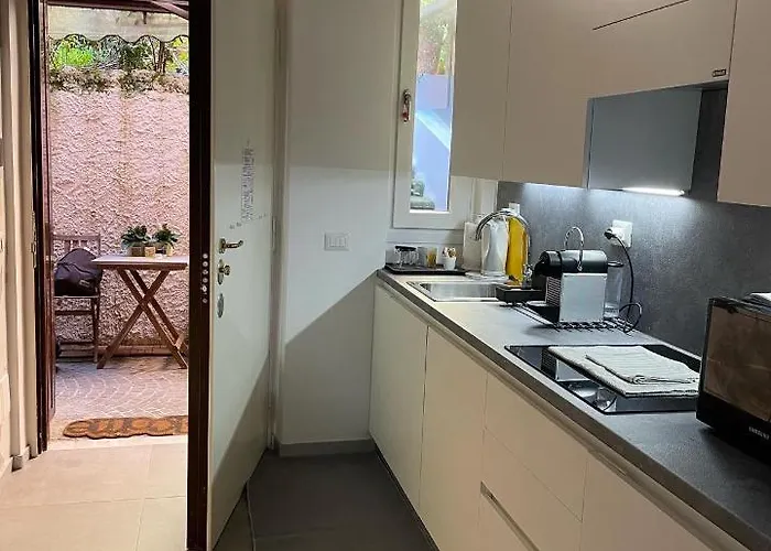 Cosy In The Greenest Corner Of Trastevere *